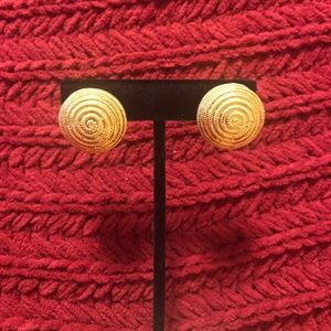 Gold 80's Rope/Swirl Dome Earrings